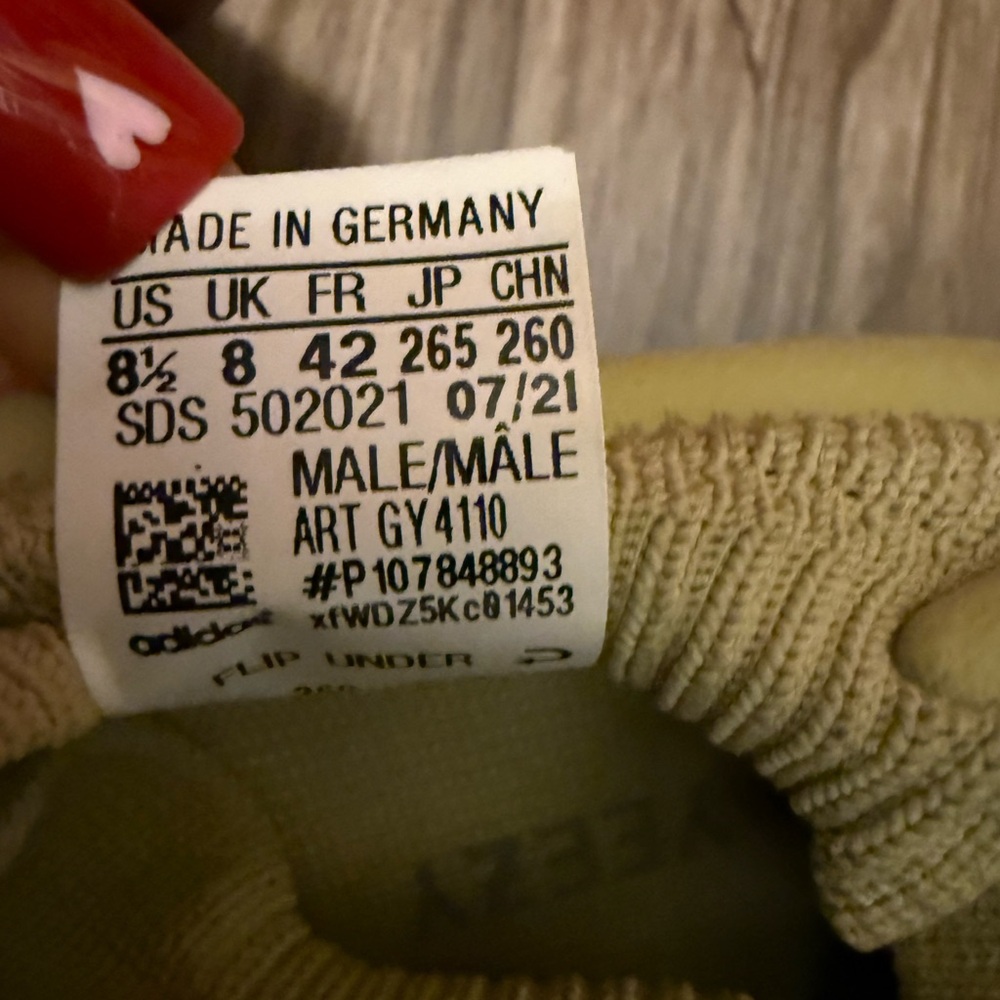 Yeezy 450 sulfur - Picture 7 of 8